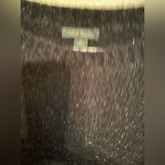 WILD FABLE~ BLACK SWEATER~SILVER FLECKS~M - Picture 4 of 7